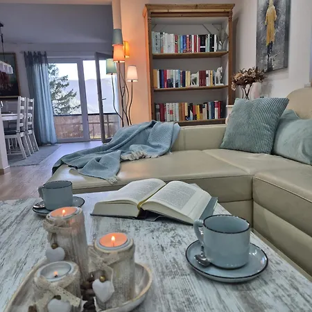 Appartamento Casa Bella Vista With Panoramic Views And Sauna Near Red Bull Ring Spielberg